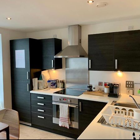 Beautiful Modern Sea-Side Apartment In The City EDI Exterior foto